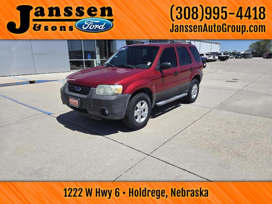 used 2006 Ford Escape car, priced at $5,995