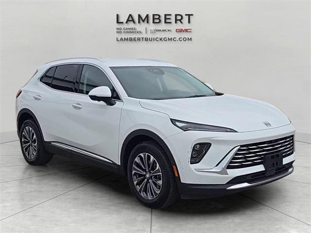 used 2025 Buick Envision car, priced at $27,700