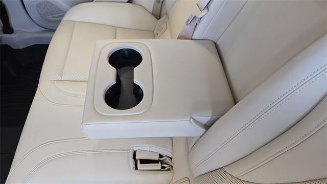 used 2022 Buick Envision car, priced at $23,000