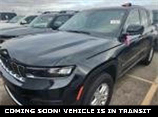 used 2022 Jeep Grand Cherokee car, priced at $34,800