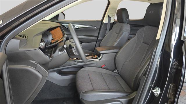 used 2023 Buick Envision car, priced at $24,000