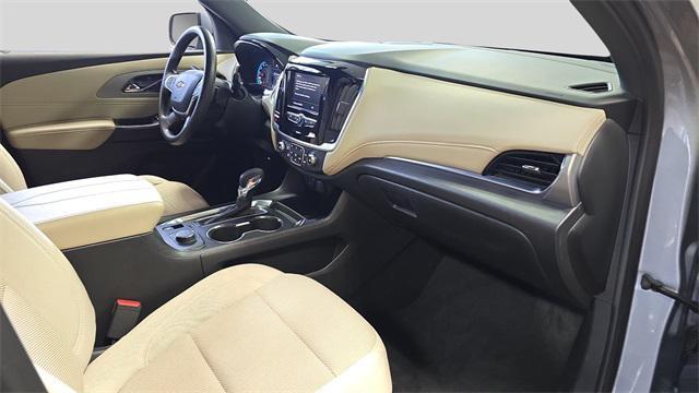 used 2023 Chevrolet Traverse car, priced at $27,500
