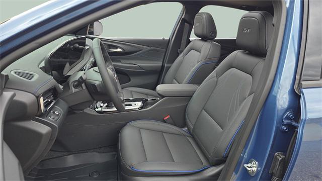 used 2025 Buick Envista car, priced at $29,500