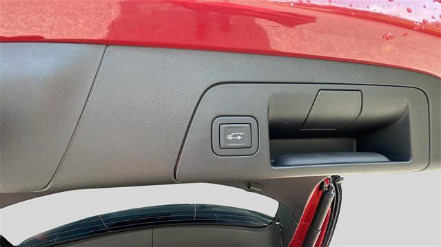 new 2025 Buick Envision car, priced at $40,235