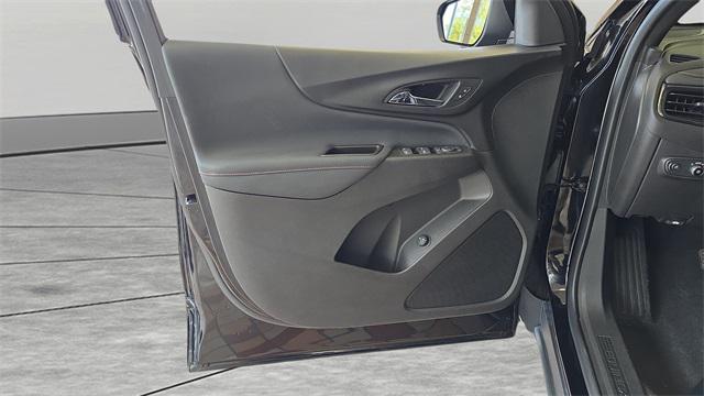 used 2023 Chevrolet Equinox car, priced at $25,700