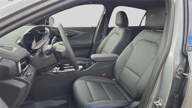 new 2026 Buick Envista car, priced at $29,590