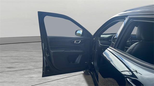 used 2022 Jeep Compass car, priced at $19,400