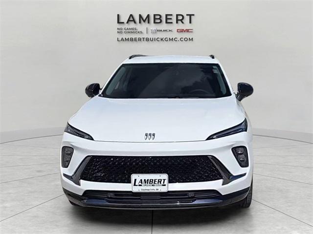 used 2025 Buick Envision car, priced at $32,700