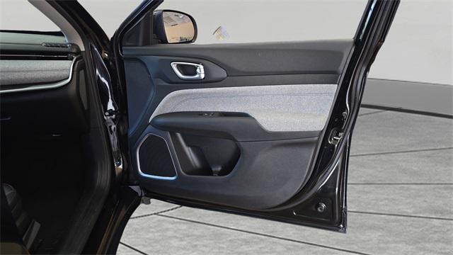 used 2022 Jeep Compass car, priced at $18,900