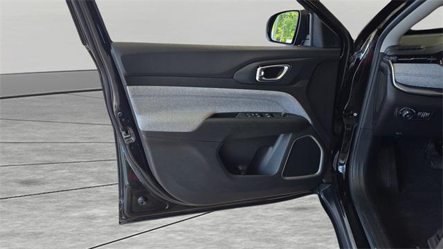 used 2022 Jeep Compass car, priced at $18,900