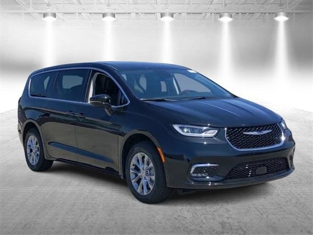 new 2024 Chrysler Pacifica car, priced at $43,534