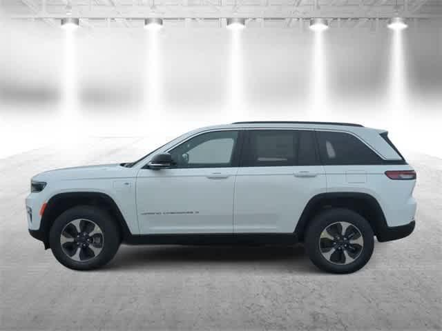 new 2025 Jeep Grand Cherokee 4xe car, priced at $54,737