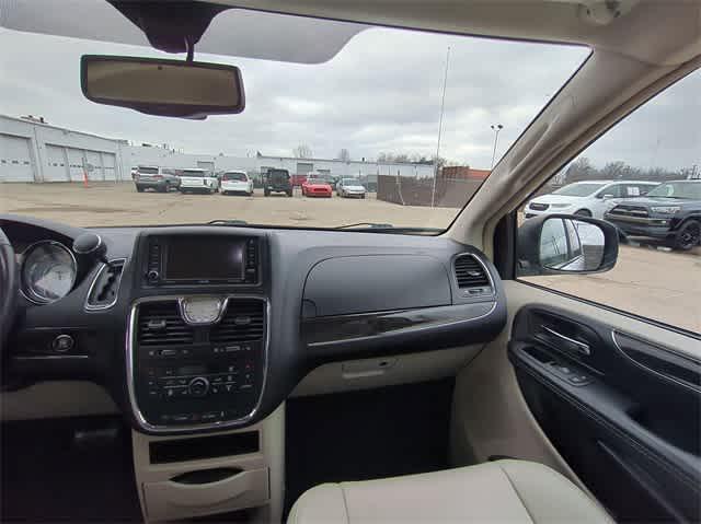 used 2014 Chrysler Town & Country car, priced at $10,499