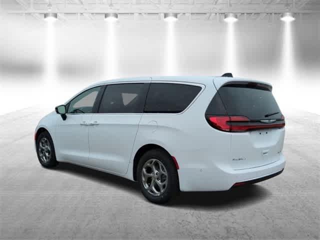 new 2024 Chrysler Pacifica car, priced at $48,691