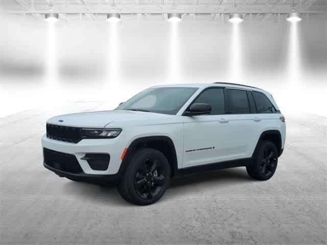 new 2025 Jeep Grand Cherokee car, priced at $41,712