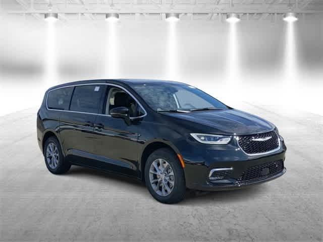 new 2024 Chrysler Pacifica car, priced at $48,737