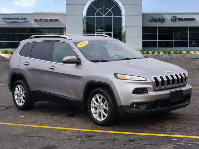 used 2016 Jeep Cherokee car