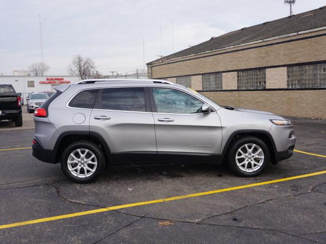 used 2016 Jeep Cherokee car