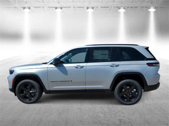 new 2024 Jeep Grand Cherokee car, priced at $47,789