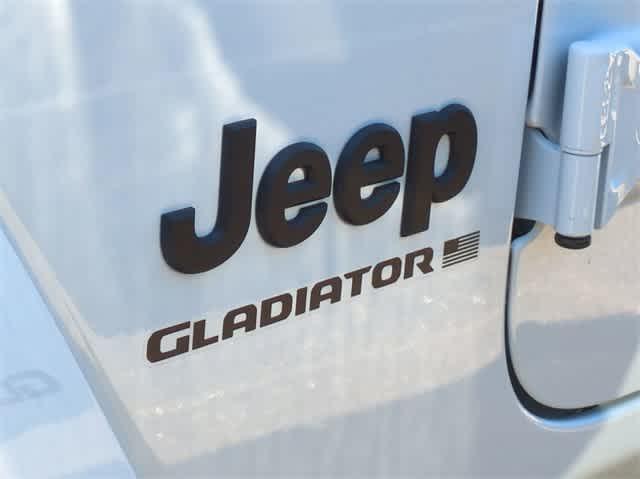 new 2024 Jeep Gladiator car, priced at $46,174