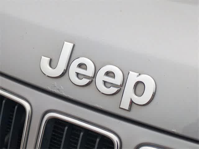 used 2015 Jeep Grand Cherokee car, priced at $10,490