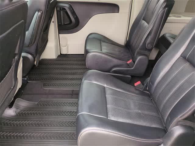 used 2014 Chrysler Town & Country car, priced at $7,995