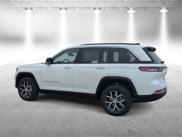 new 2024 Jeep Grand Cherokee car, priced at $44,350