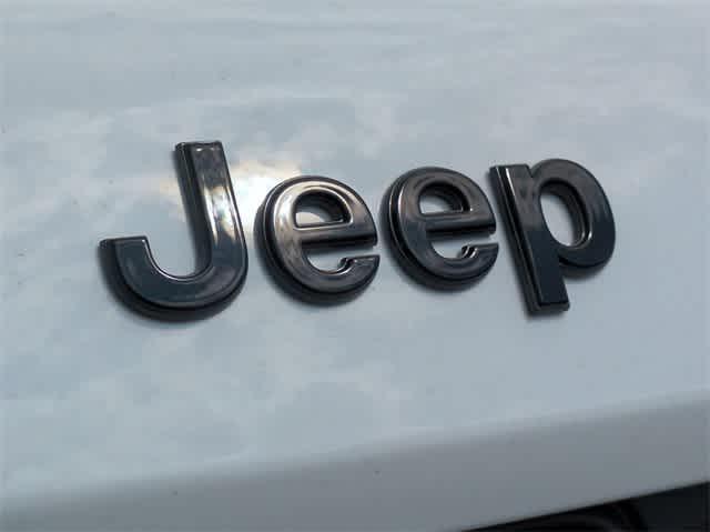 new 2024 Jeep Grand Cherokee car, priced at $42,088