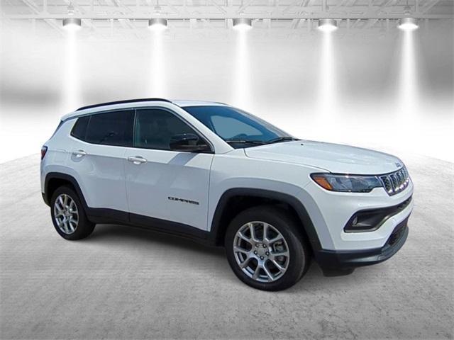 new 2024 Jeep Compass car, priced at $28,820