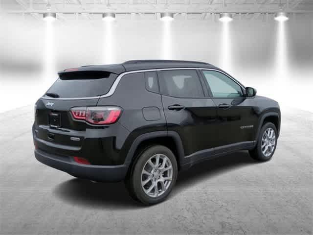 new 2024 Jeep Compass car, priced at $33,047