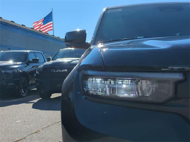 new 2025 Jeep Grand Cherokee L car, priced at $42,677