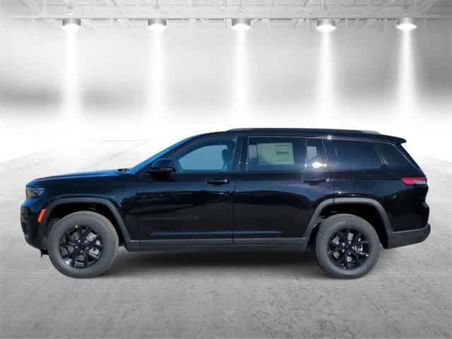 new 2025 Jeep Grand Cherokee L car, priced at $42,677