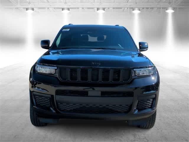 new 2025 Jeep Grand Cherokee L car, priced at $42,677