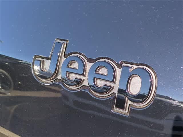 new 2025 Jeep Grand Cherokee L car, priced at $42,677