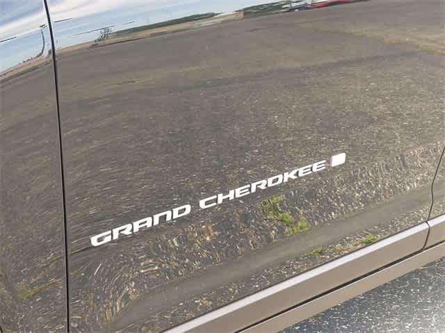 new 2024 Jeep Grand Cherokee car, priced at $42,709