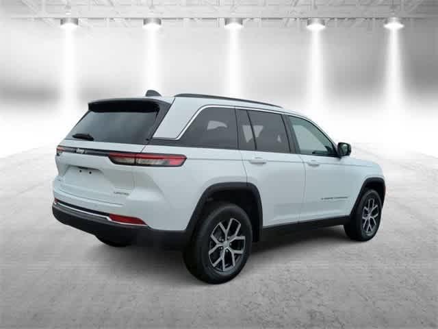 new 2024 Jeep Grand Cherokee car, priced at $40,700