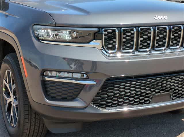 new 2024 Jeep Grand Cherokee car, priced at $42,709