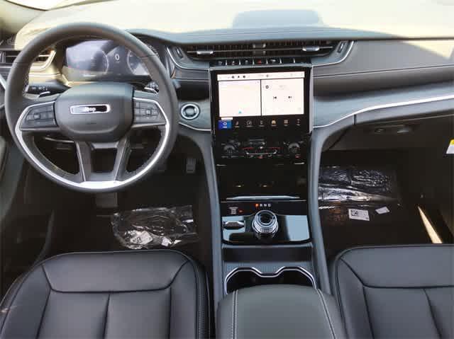 new 2024 Jeep Grand Cherokee L car, priced at $46,901