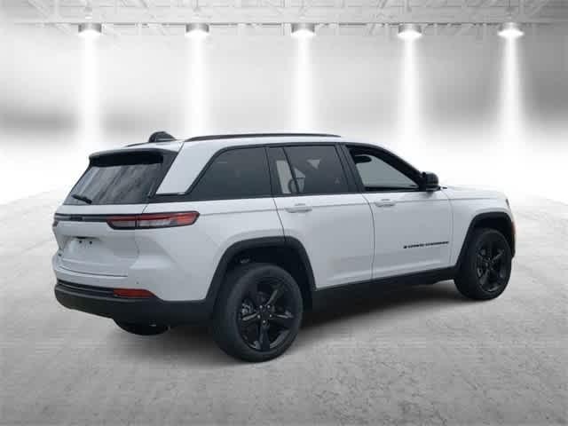 new 2024 Jeep Grand Cherokee car, priced at $41,143