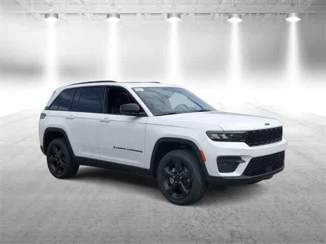 new 2024 Jeep Grand Cherokee car, priced at $41,143