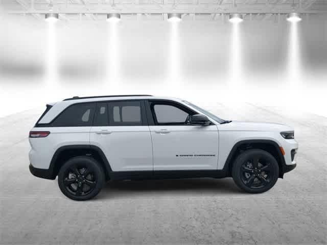 new 2024 Jeep Grand Cherokee car, priced at $41,143