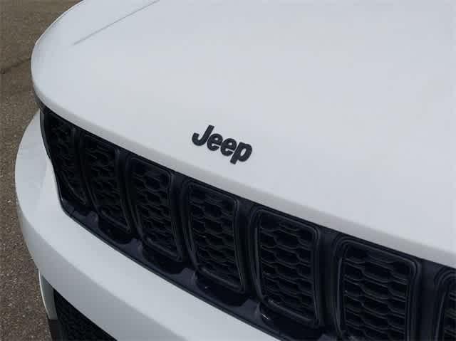 new 2024 Jeep Grand Cherokee car, priced at $41,143