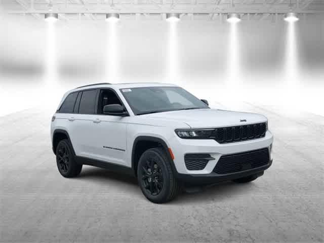 new 2024 Jeep Grand Cherokee car, priced at $41,237