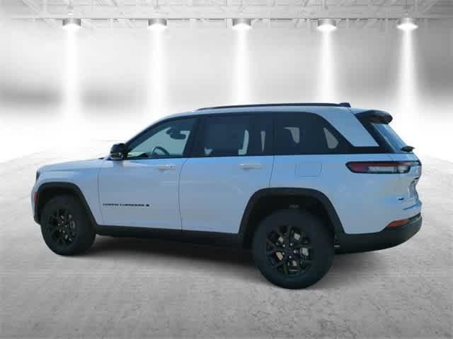 new 2024 Jeep Grand Cherokee car, priced at $41,237