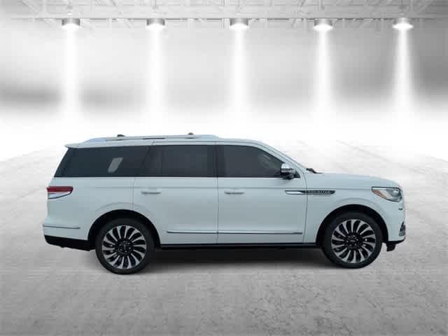 used 2023 Lincoln Navigator car, priced at $80,995