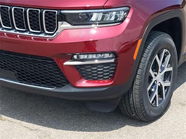 new 2024 Jeep Grand Cherokee car, priced at $42,709