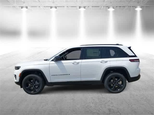 new 2024 Jeep Grand Cherokee car, priced at $42,643