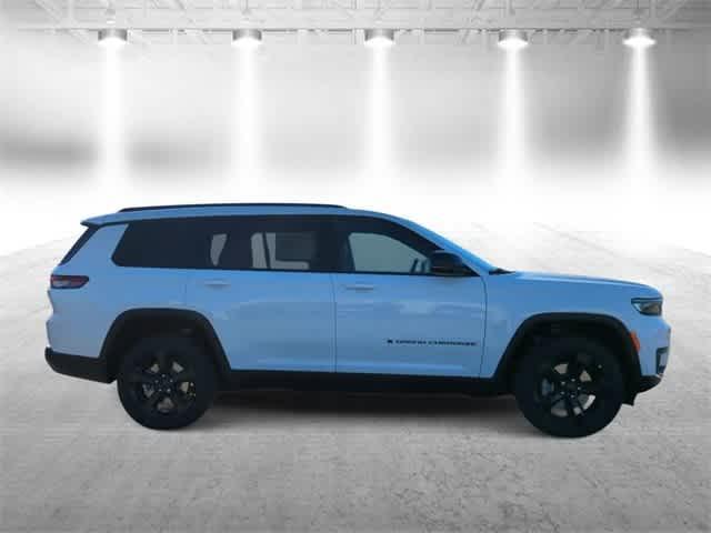 new 2025 Jeep Grand Cherokee L car, priced at $43,574