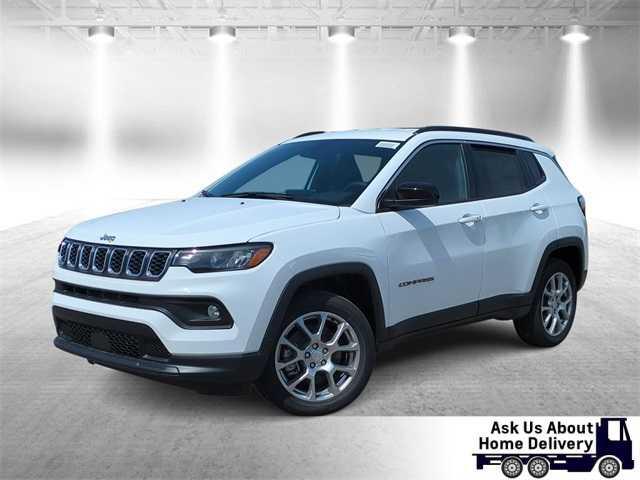 new 2024 Jeep Compass car, priced at $31,320