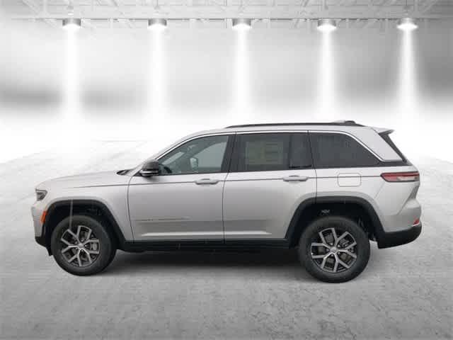 new 2024 Jeep Grand Cherokee car, priced at $42,709